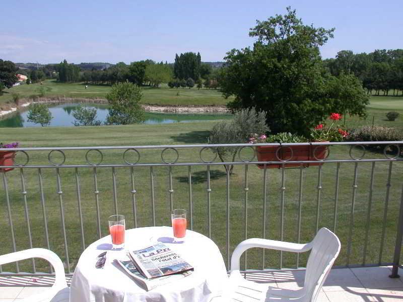 Residhotel Golf Grand Avignon Vedène Exterior foto
